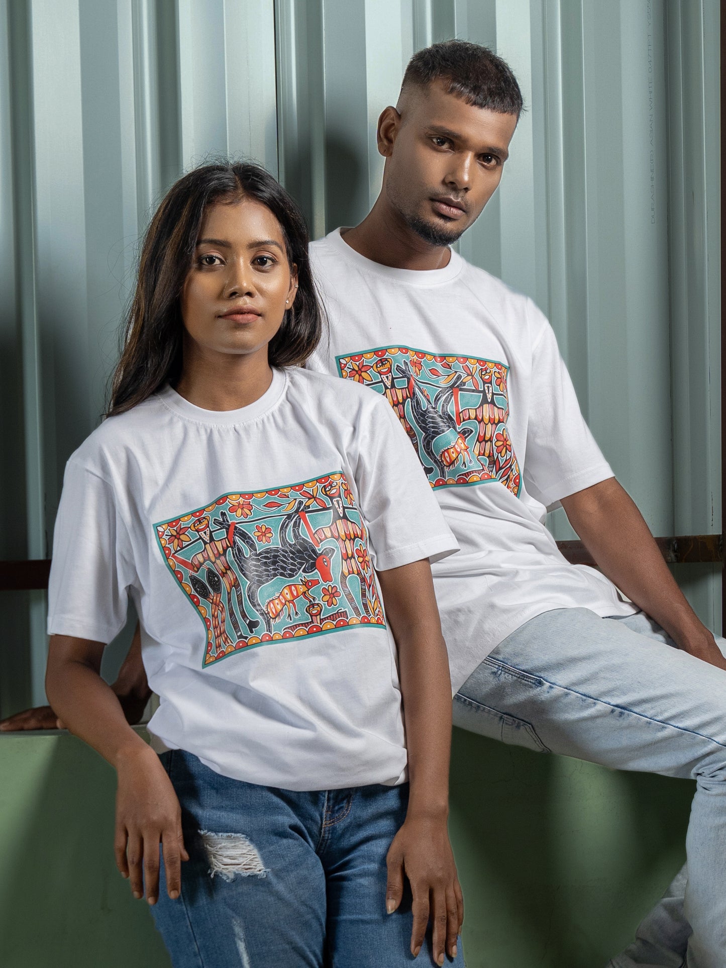 Vibrant Sohrai T-shirts (Unisex)
