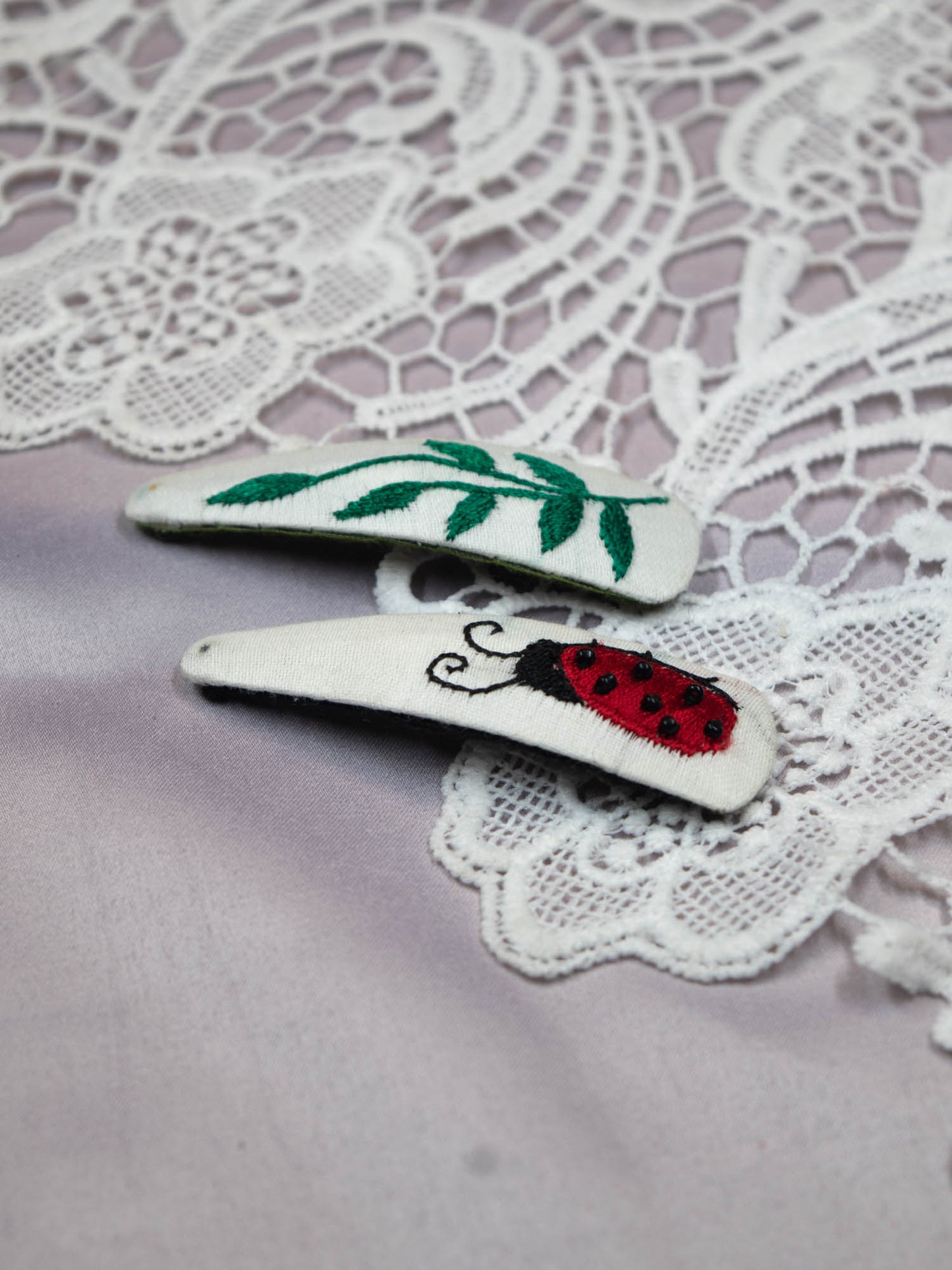 Hand Embroidered Clips (Variation 58)